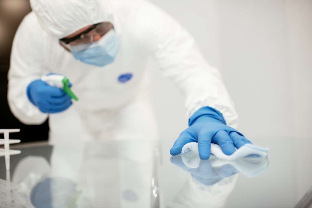 Prestation de nettoyage et bio-nettoyage de laboratoires par Purity