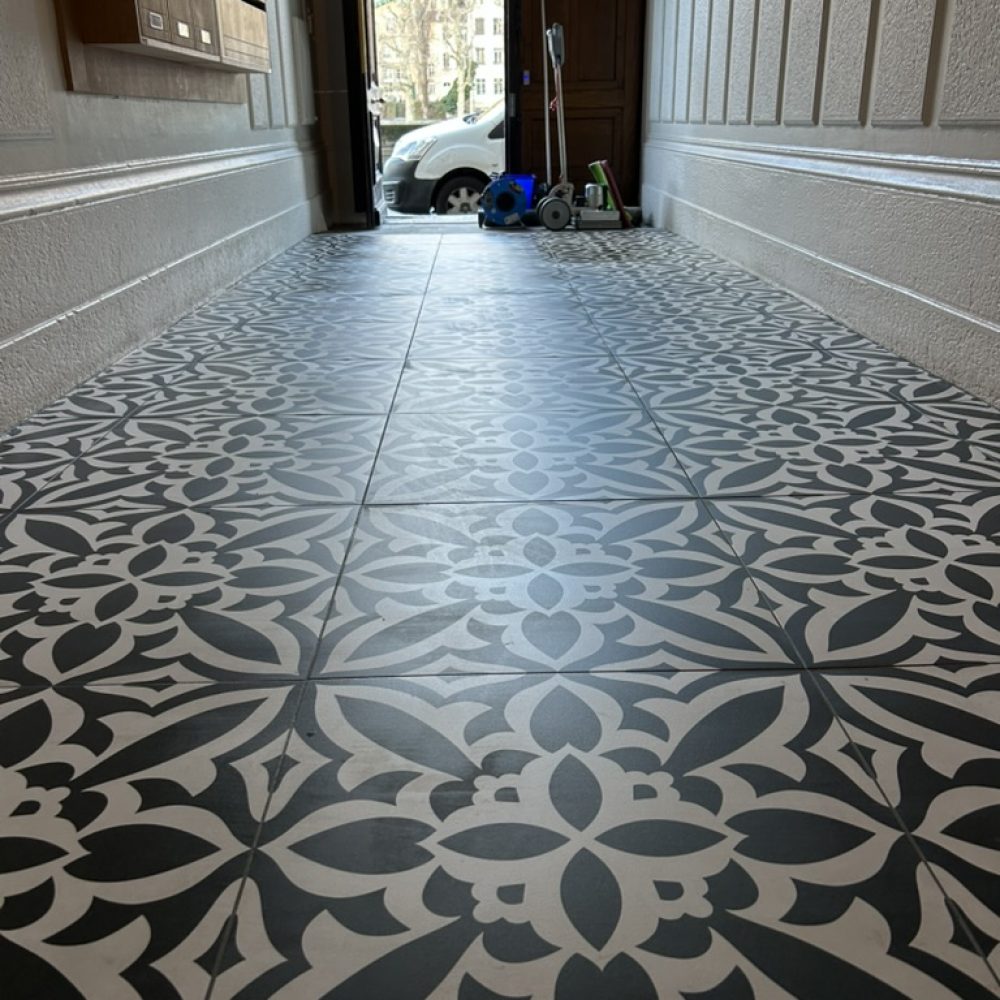 Photo-3-apres-nettoyage-des-travaux-dans-hall-copropriete-par-purity