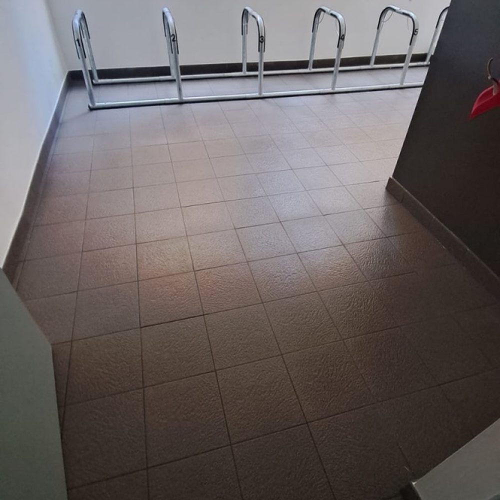 Photo-4-apres-nettoyage-des-travaux-dans-hall-copropriete-par-purity